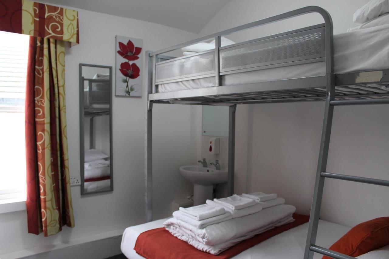 Backpackers Blackpool Hotel & Suites Екстериор снимка