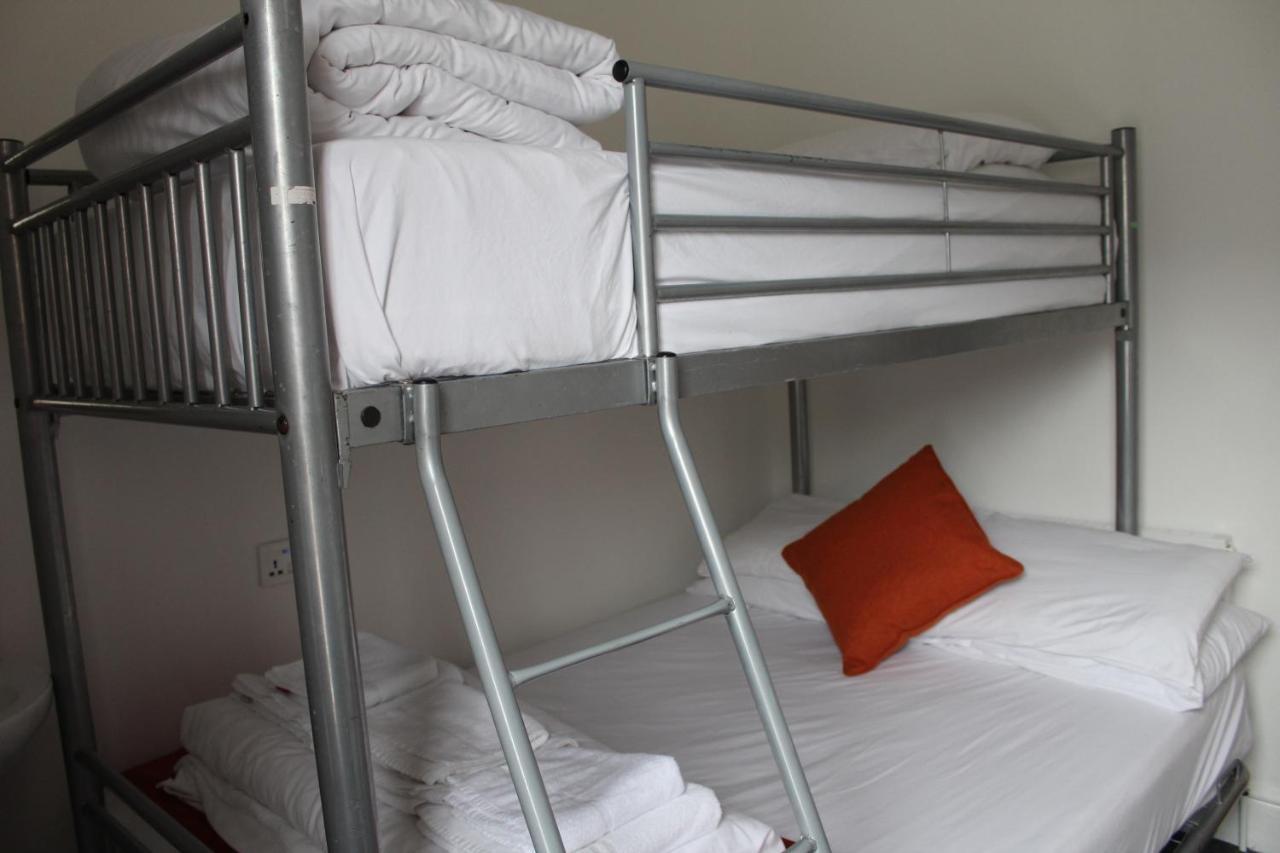 Backpackers Blackpool Hotel & Suites Екстериор снимка