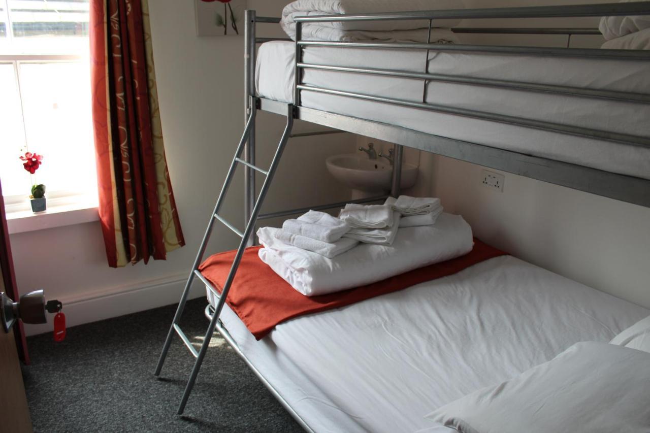 Backpackers Blackpool Hotel & Suites Екстериор снимка