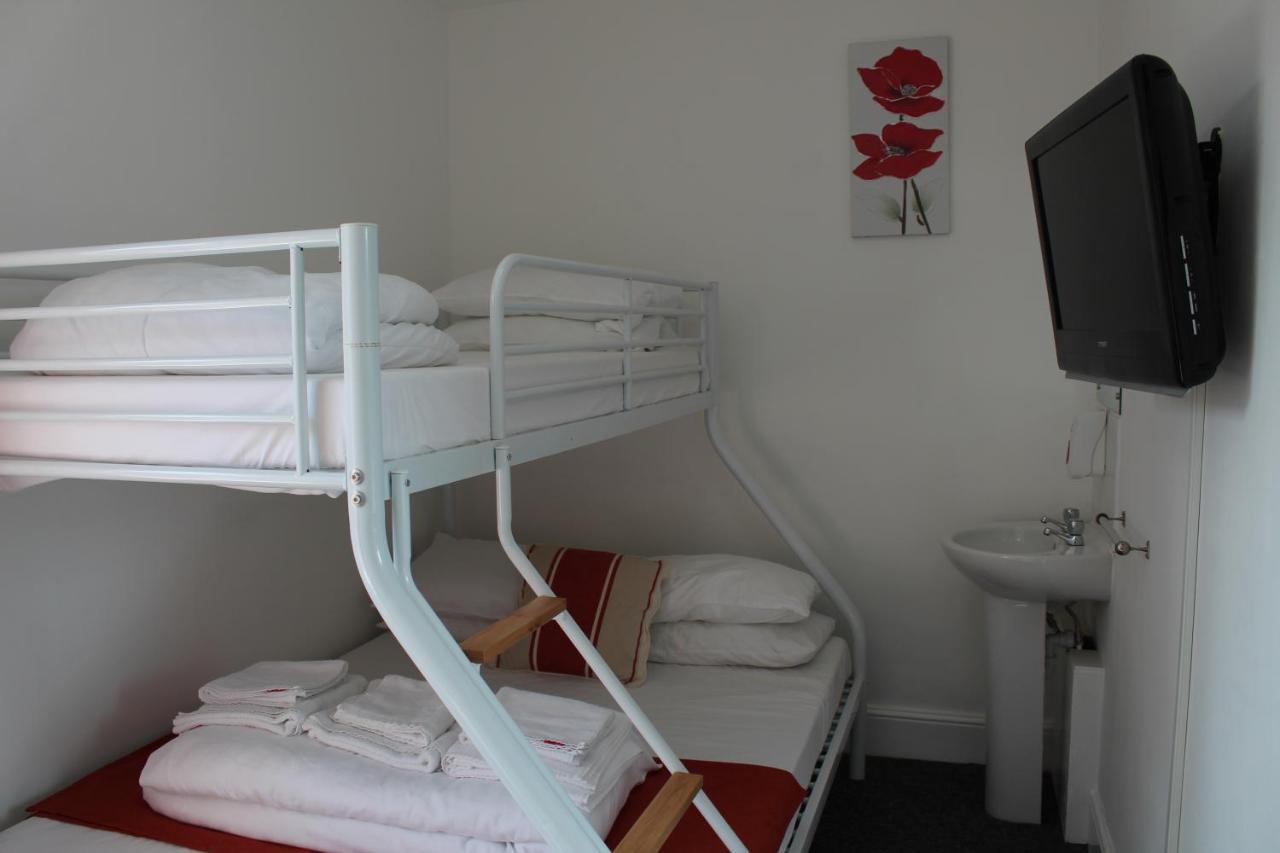 Backpackers Blackpool Hotel & Suites Екстериор снимка