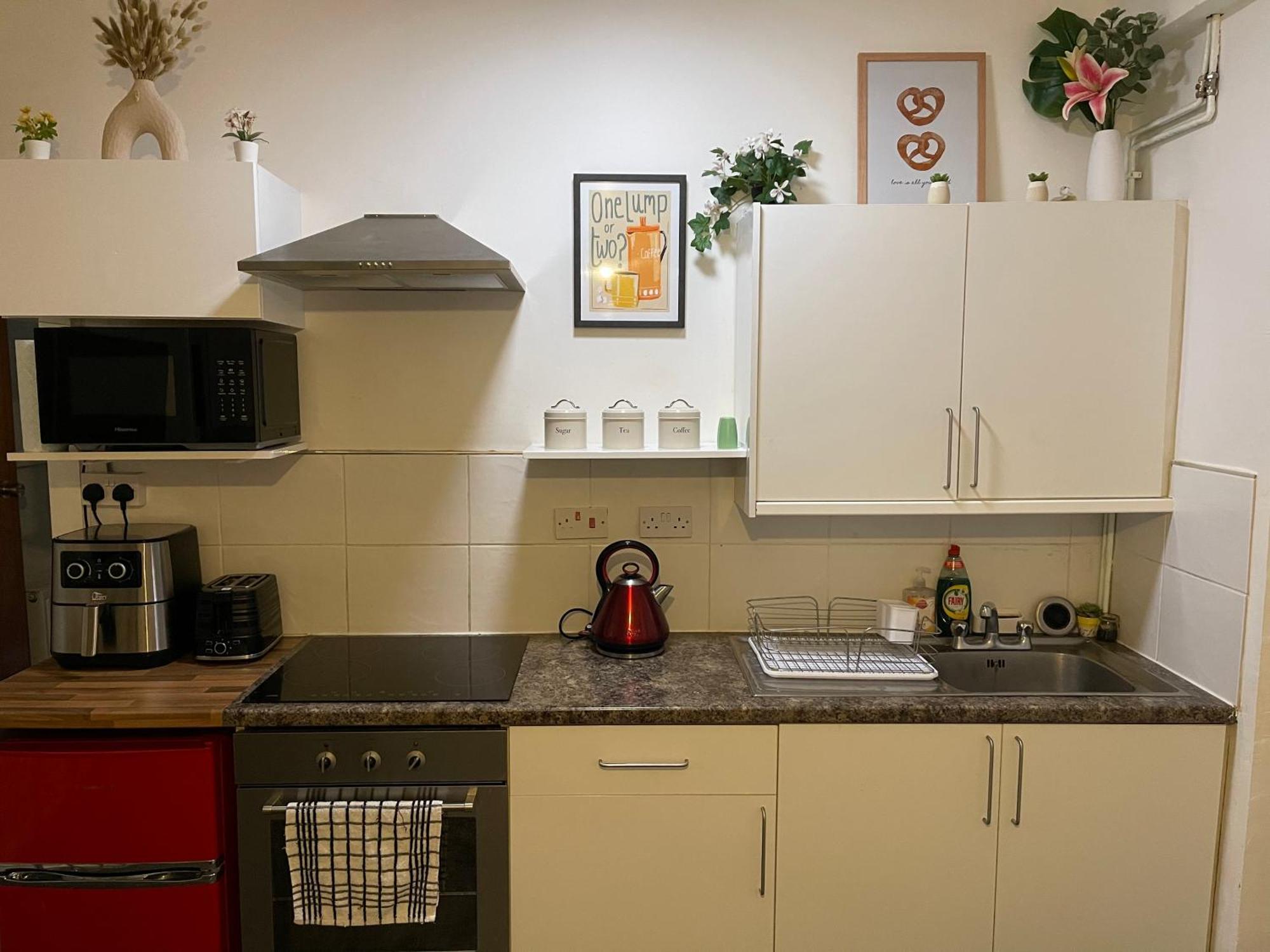 Backpackers Blackpool Hotel & Suites Екстериор снимка