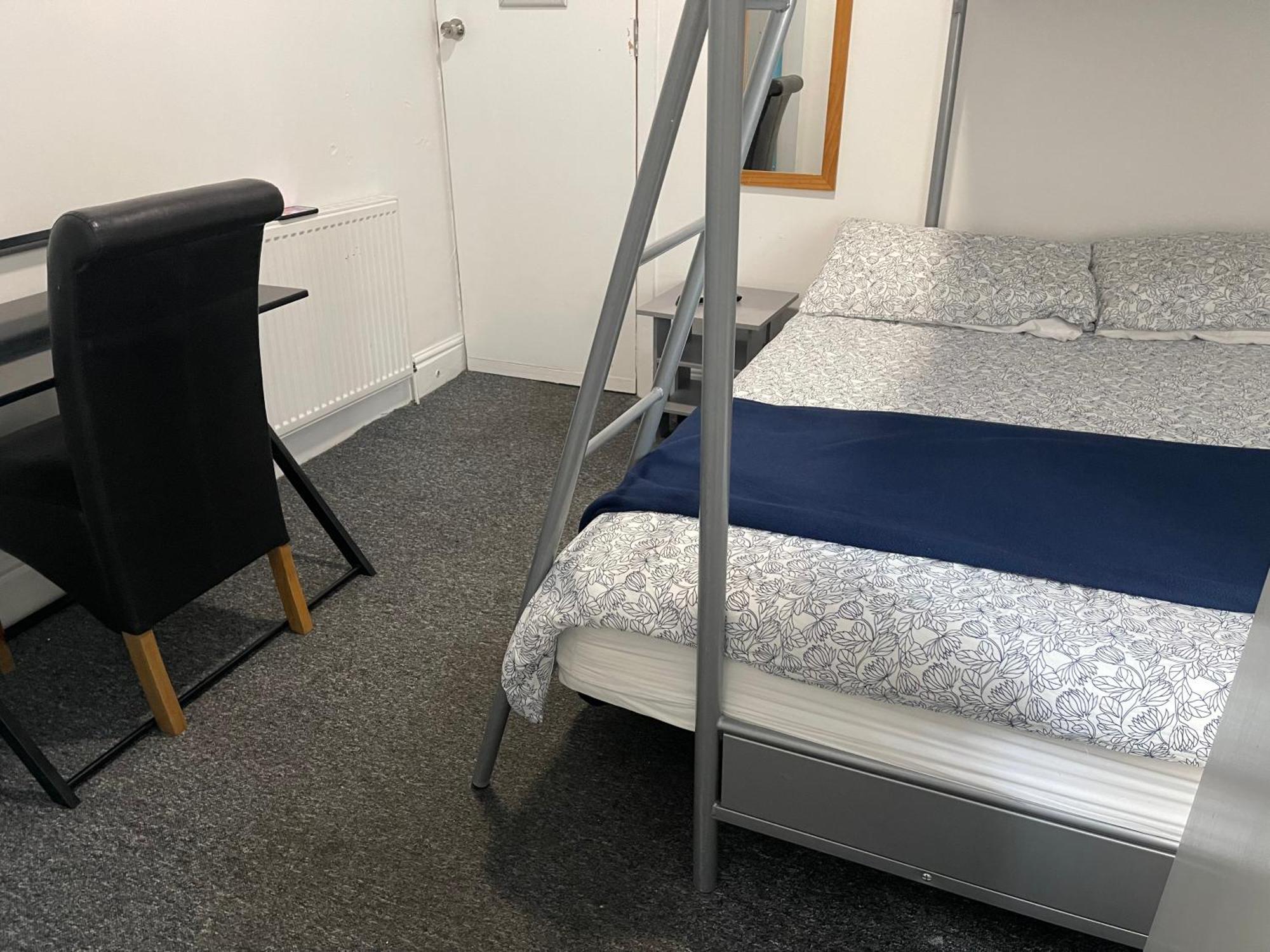 Backpackers Blackpool Hotel & Suites Екстериор снимка
